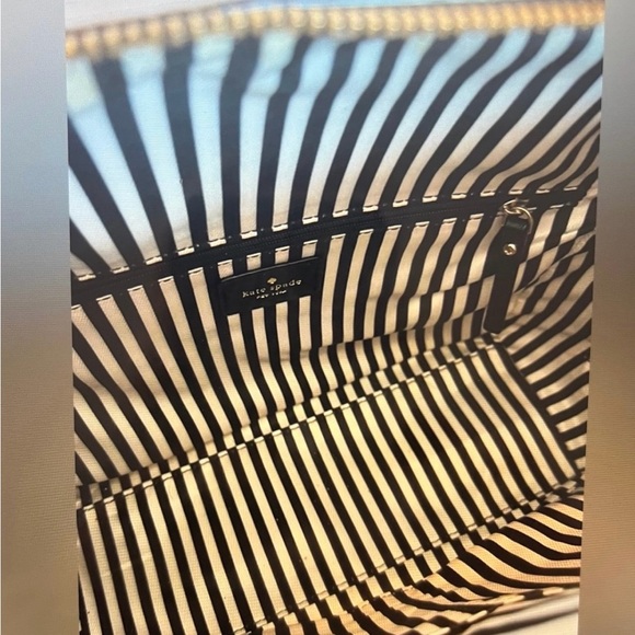 Kate Spade crossbody - Picture 3 of 7